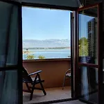 Seaview Apartments, Ventura *