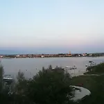Seaview Apartments, Ventura Appartement Nin