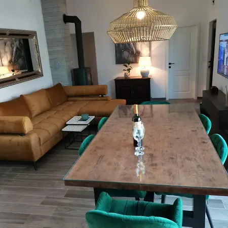 Seaview Apartments, Ventura Appartamento Nin