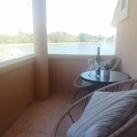 Seaview Apartments, Ventura Appartement *