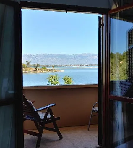 Seaview Apartments, Ventura Apartman Nin