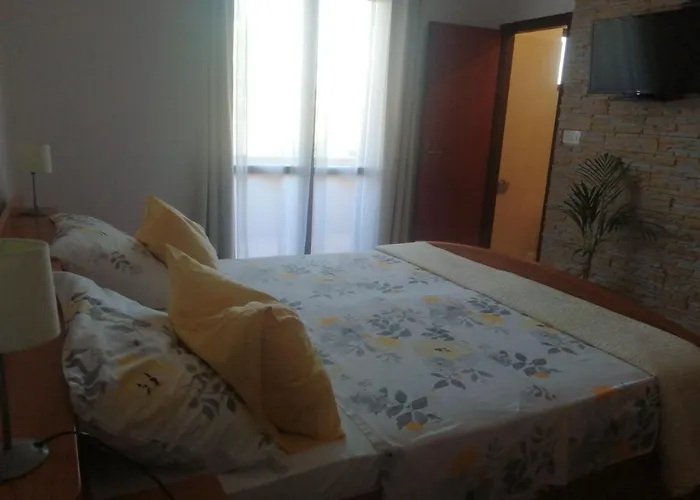 Seaview Apartments, Ventura 公寓 *