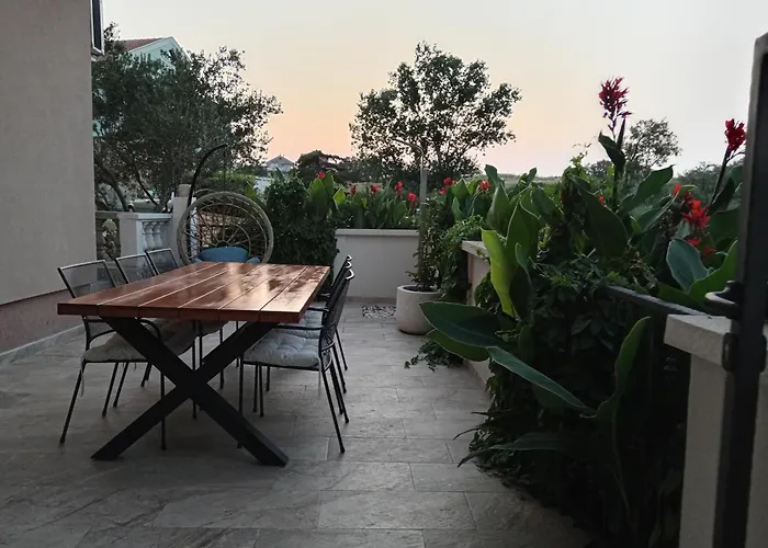 Seaview Apartments, Ventura * 宁