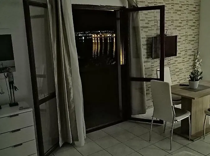 Seaview Apartments, Ventura 公寓 宁